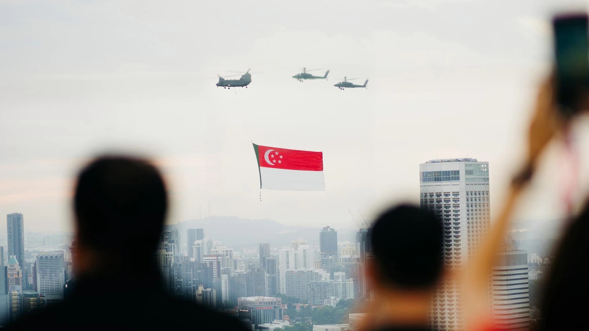 Saksikan National Day Parade dari dekat di SkyPark Observation Deck