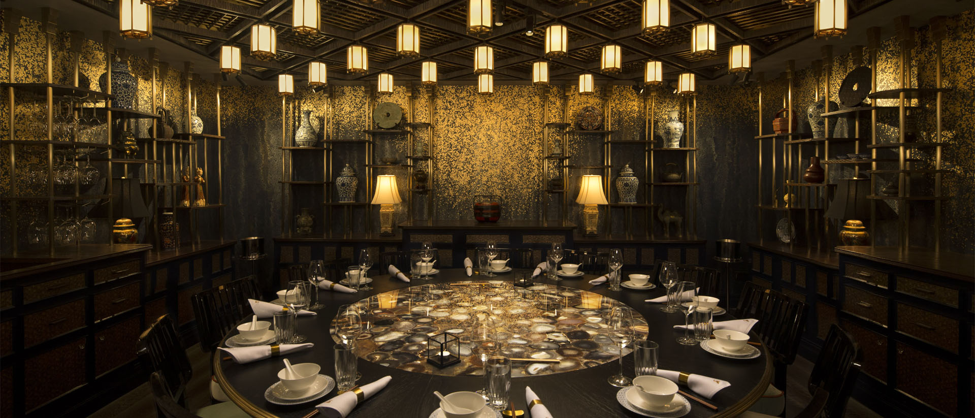 Ruang bersantap privat di Restoran fine dining Tiongkok terbaik di Singapura