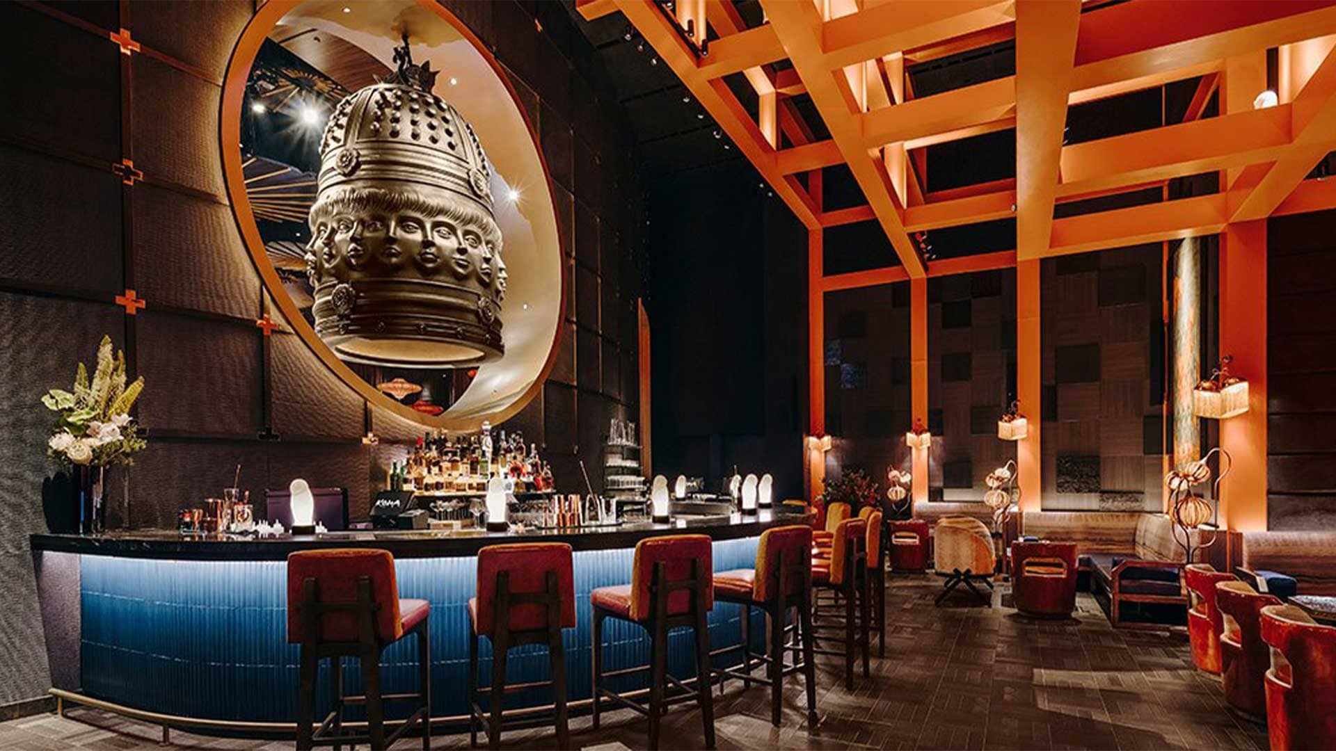 Bar wine di Singapura dengan desain yang terinspirasi dari elemen budaya ikonis Jepang