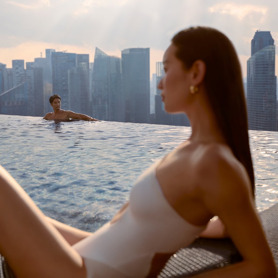 SEBUAH PENGALAMAN MENGINAP YANG BERKELAS. SEBUAH KISAH YANG MELAMPAUI BATAS.