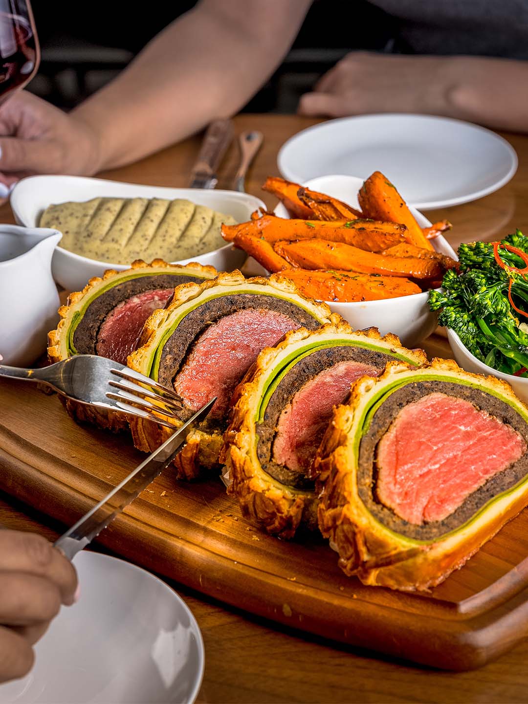 Salah Satu Restoran Unggulan di Marina Bay Sands: Bread Street Kitchen