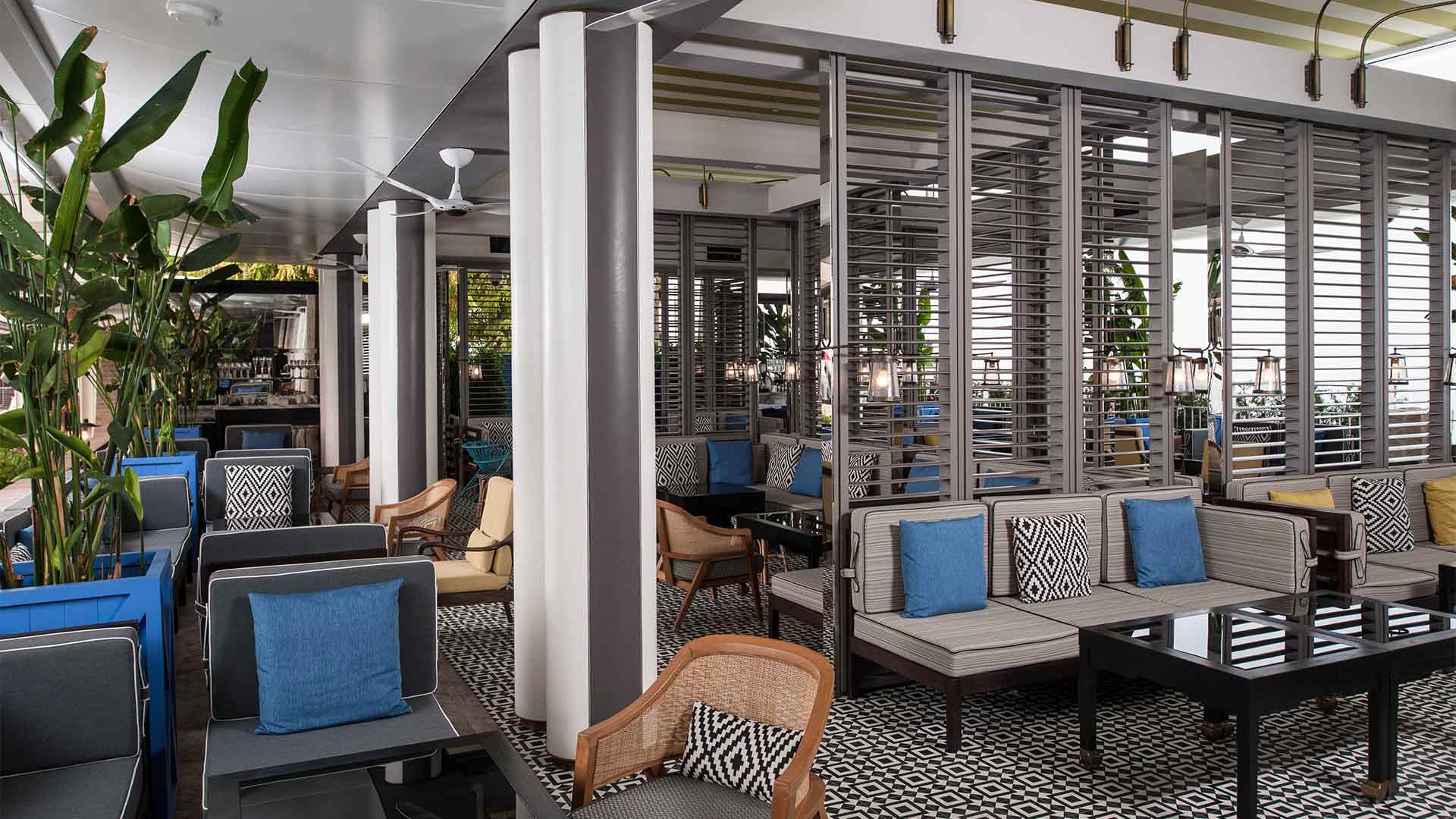 Area bersantap di teras Spago Bar & Lounge, tempat digelarnya acara bersantap privat