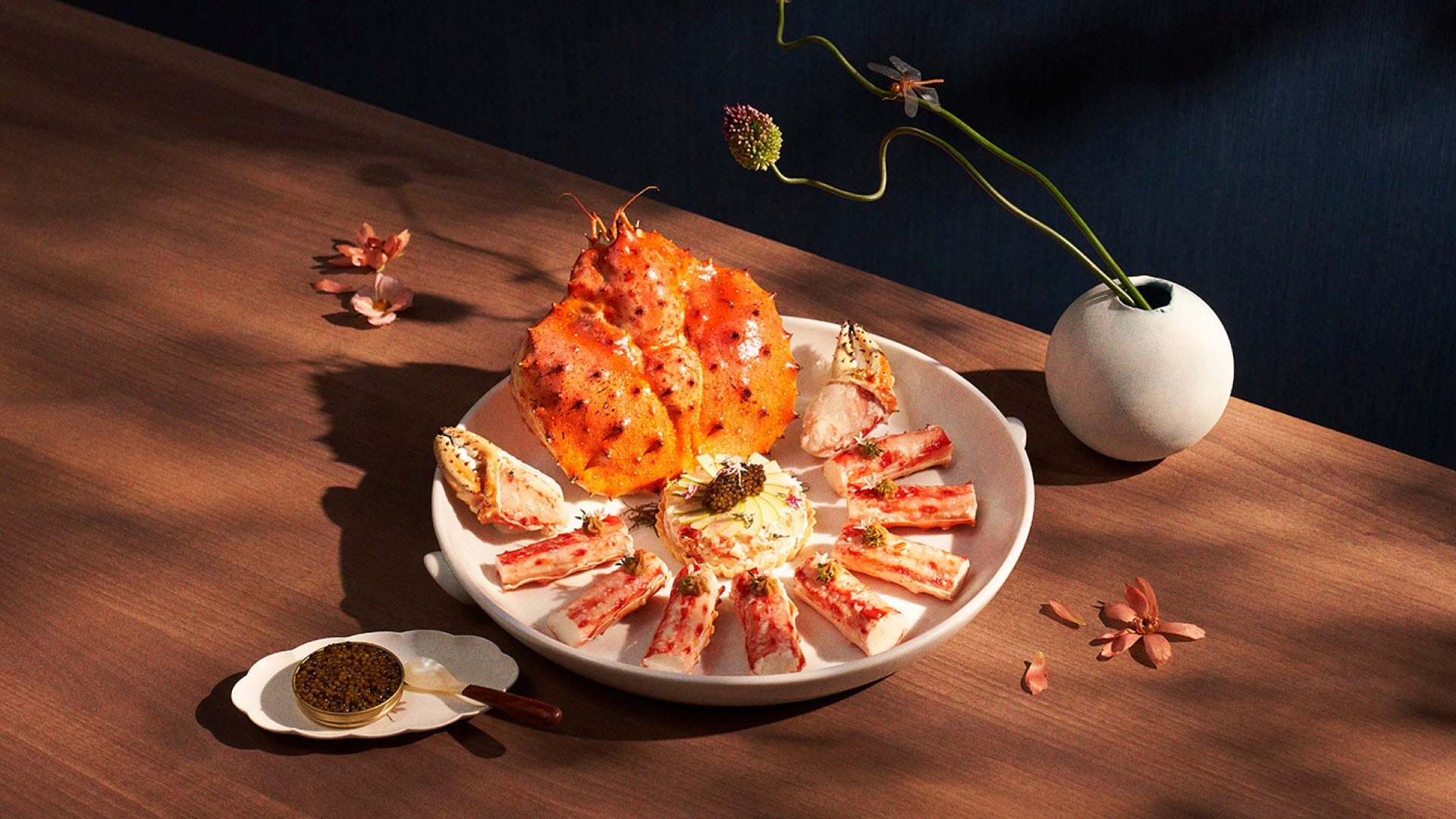 Jin Ting Wan – Alaskan King Crab Steamed with Yellow Wine
