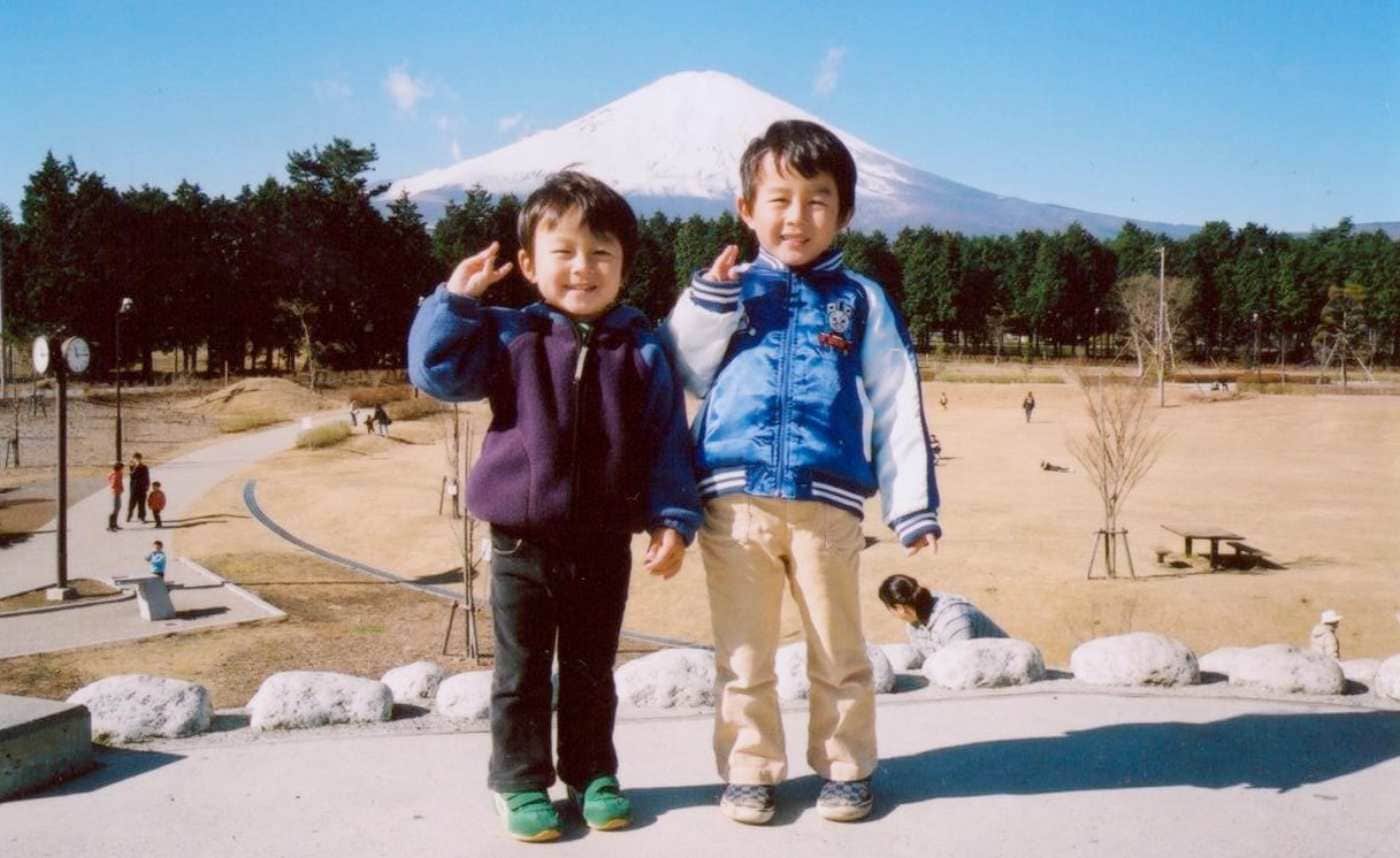 Ascent (2016), sutradara Fiona Tan