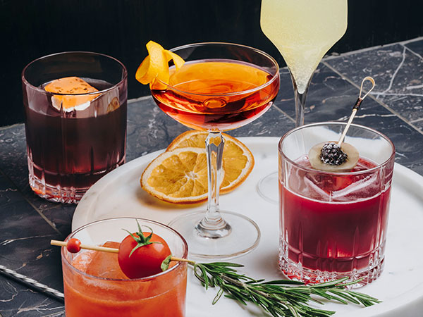 AVENUE Lounge