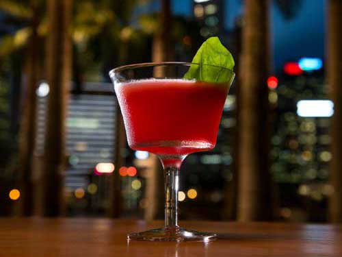 Koktail Cosmopolitan di Bread Street Kitchen