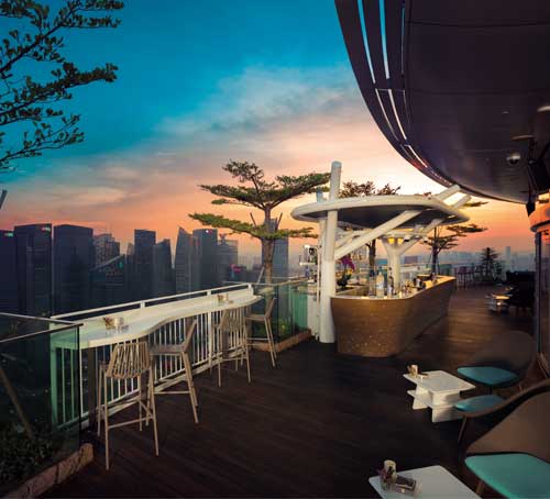 Bar Atas Atap Flight di Marina Bay Sands