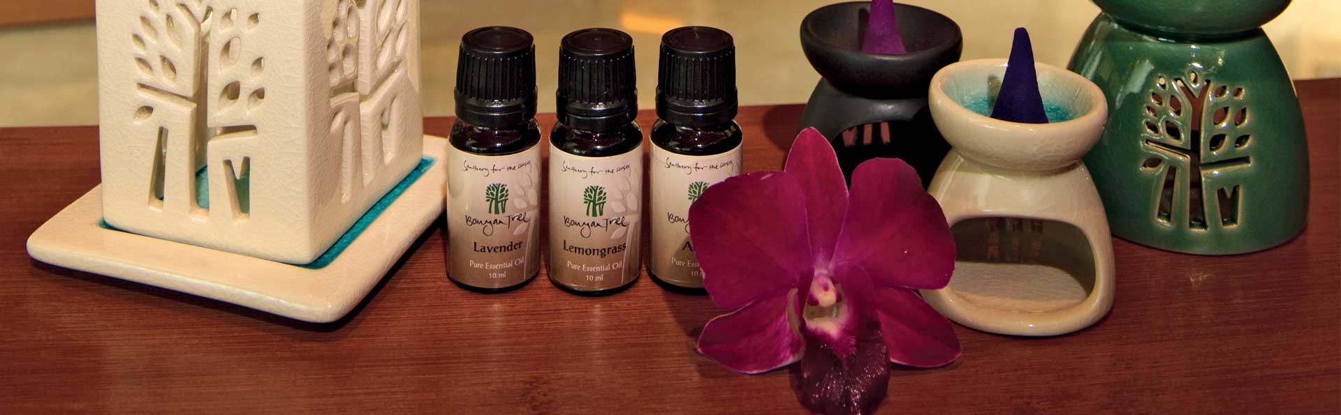 Berbagai Minyak Atsiri dan Aromaterapi