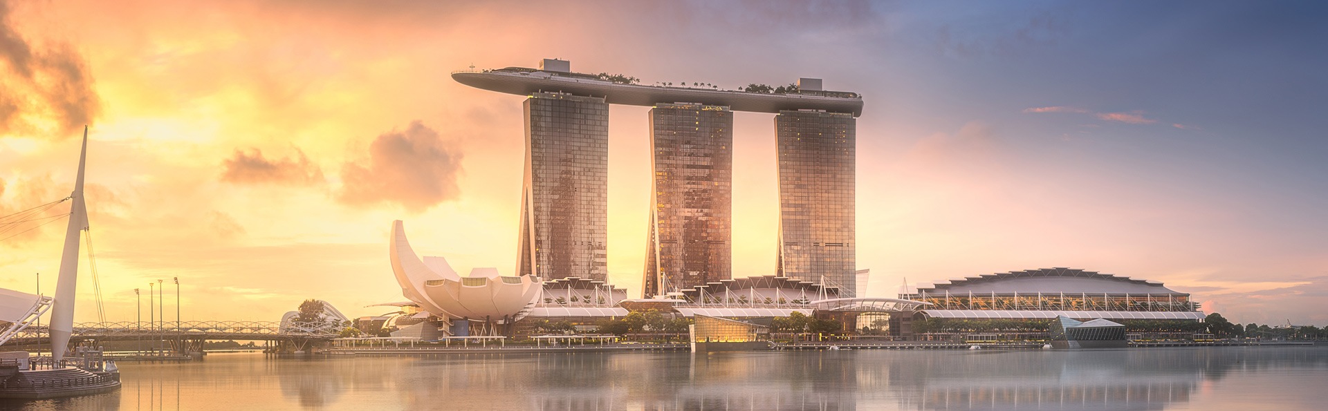 Flags of Singapore and UK