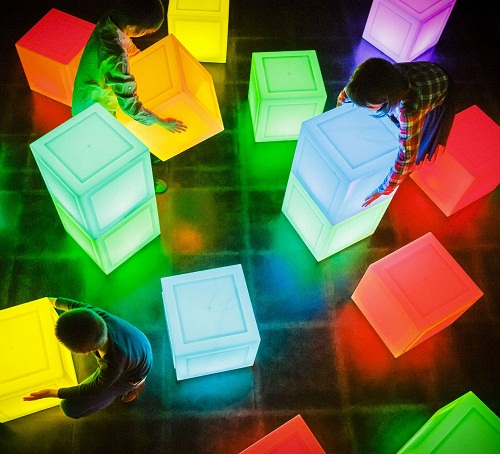 Light & Colour Light & Colour