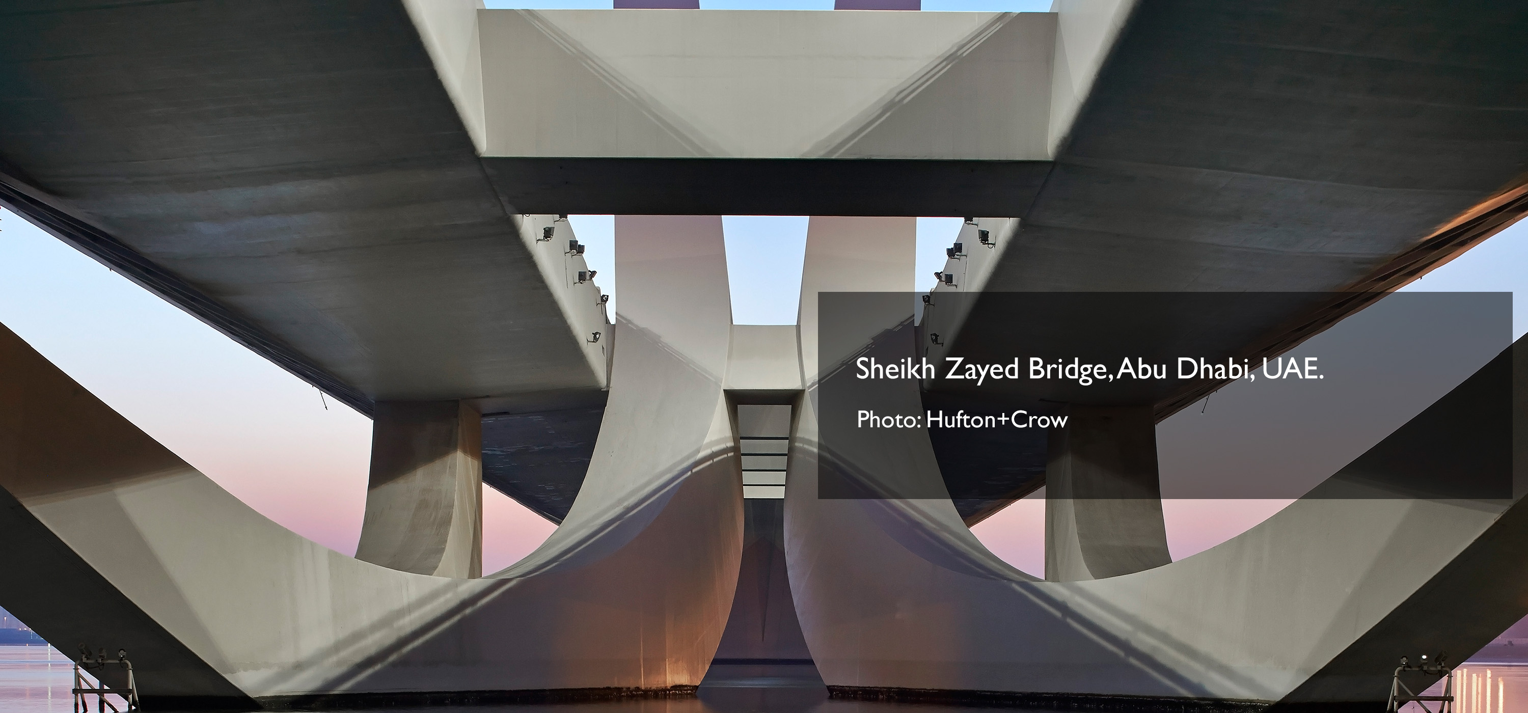 ZHA Sheikh Zayed Bridged Foto oleh Hufton+Crow