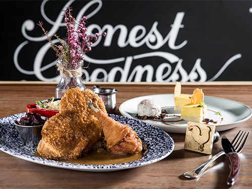 The bird- Bersantap di Marina Bay Sands