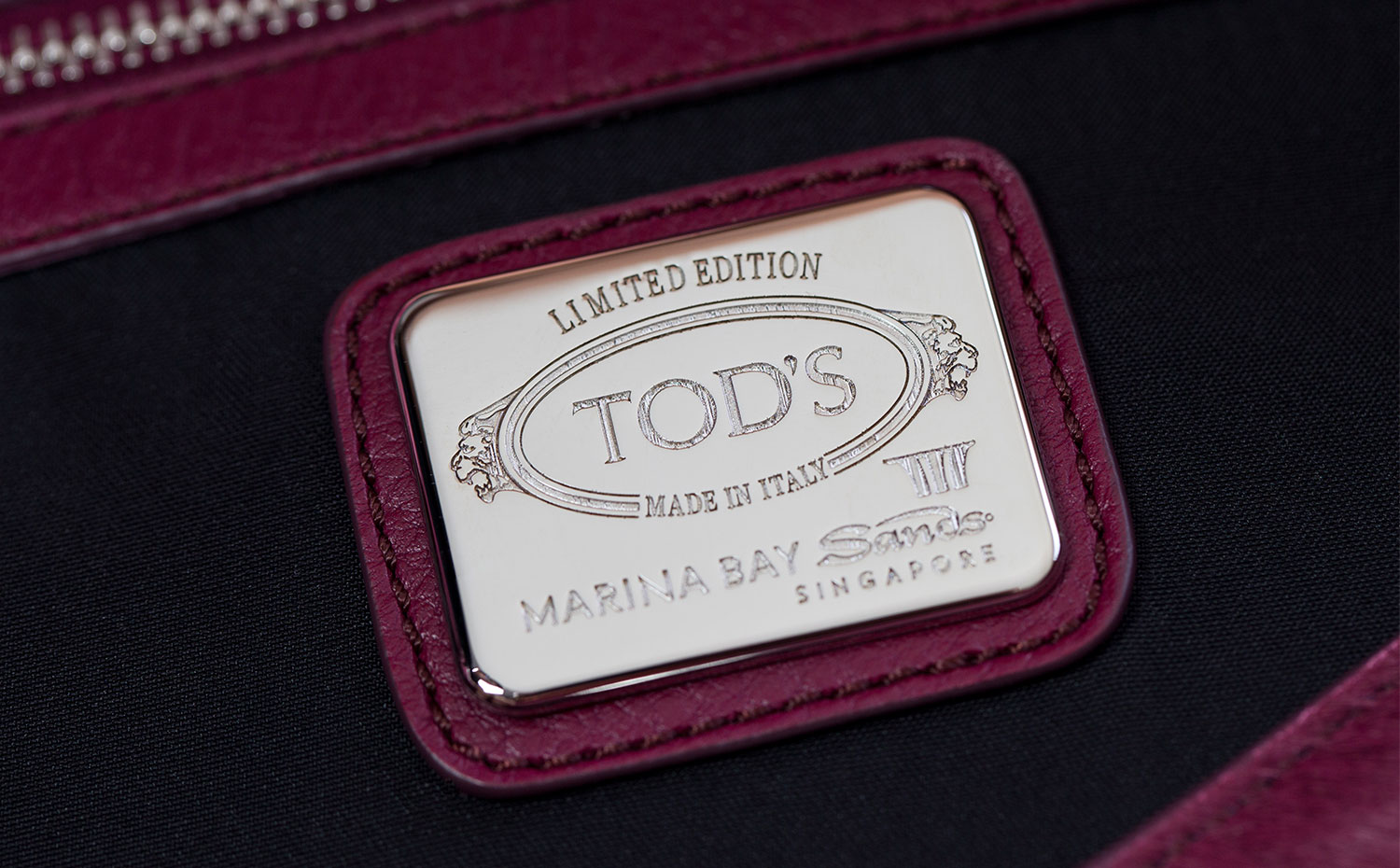 Tod's: Double T Bag