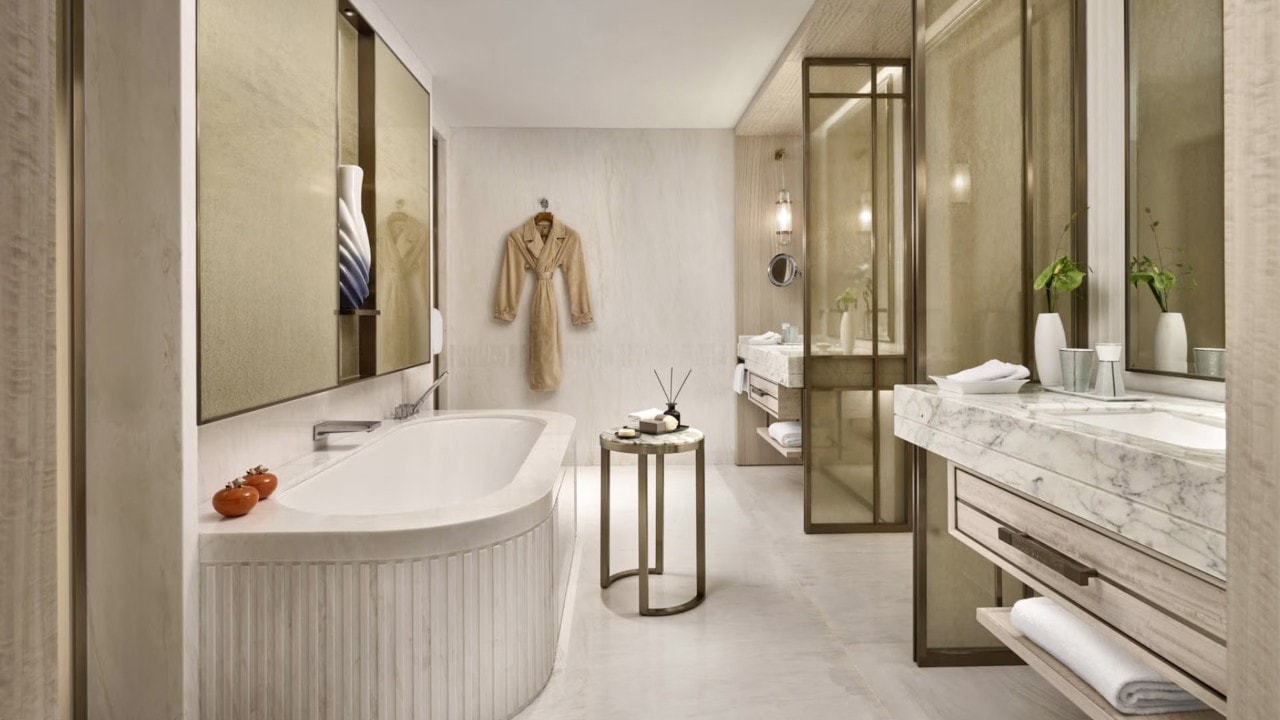 Bathtub