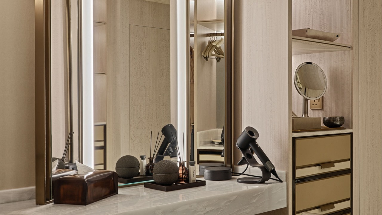 Dresser