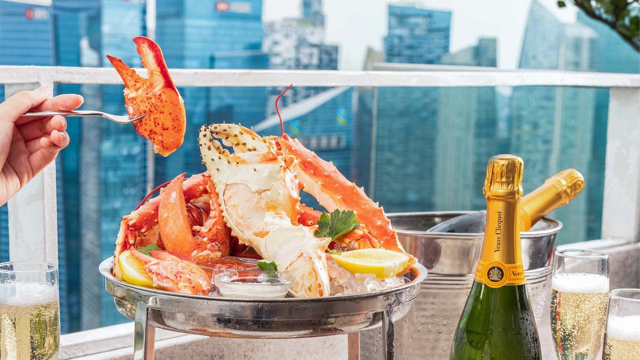 Singapore's Best Rooftop Alfresco Dining Restaurant